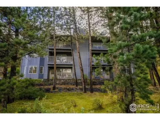 Photo #2: 985041 Listing