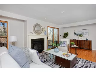 Photo #4: 985047 Listing 