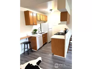 Photo #3: 985093 Listing