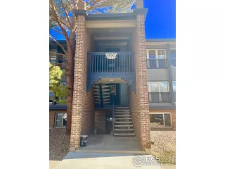 Photo #6: 985093 Listing