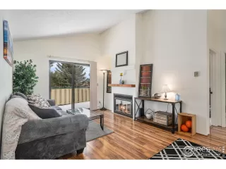 Photo #1: 985163 Listing