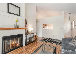 Photo #2: 985163 Listing