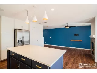 Photo #5: 985191 Listing 