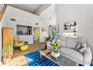 Photo #1: 985204 Listing