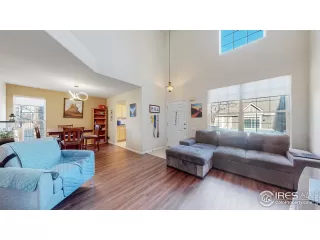 Photo #3: 985207 Listing