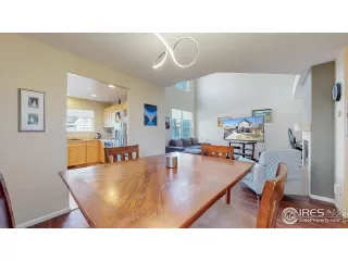 Photo #4: 985207 Listing