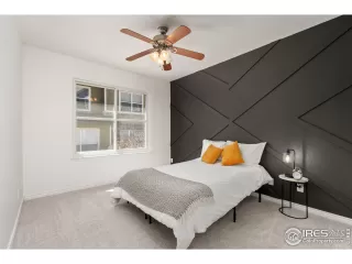 Photo #6: 985209 Listing