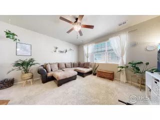 Photo #4: 985257 Listing