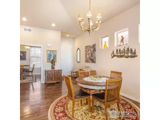 Photo #5: 985324 Listing 