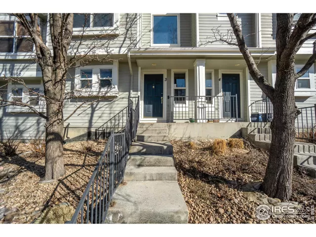 MLS: 985356 Condo For Sale