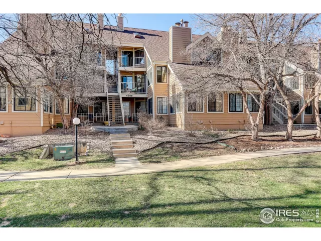 MLS: 985376 Condo For Sale