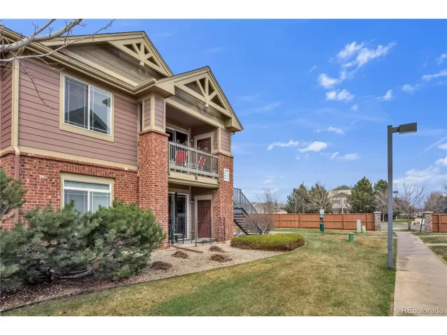 MLS: 9855067 Condo For Sale