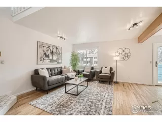 Photo #1: 985552 Listing 