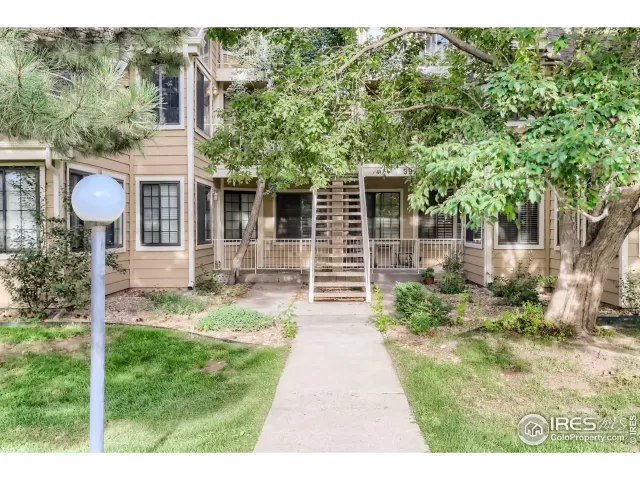 MLS: 985559 Condo For Sale