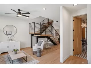 Photo #5: 9855634 Listing 