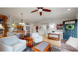 Photo #3: 985651 Listing 