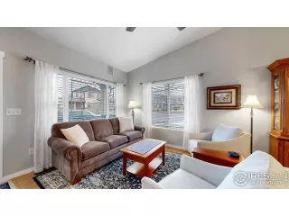 Photo #5: 985651 Listing 