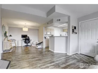 Photo #1: 985674 Listing