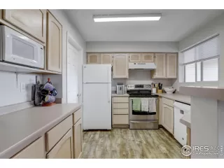 Photo #2: 985674 Listing