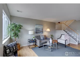 Photo #5: 985679 Listing 