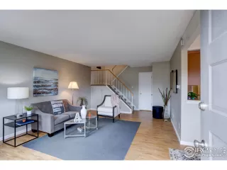 Photo #6: 985679 Listing 