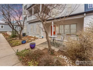 Photo #5: 985702 Listing 