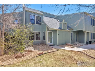 Photo #1: 985809 Listing