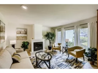 Photo #2: 9858233 Listing
