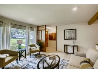Photo #4: 9858233 Listing
