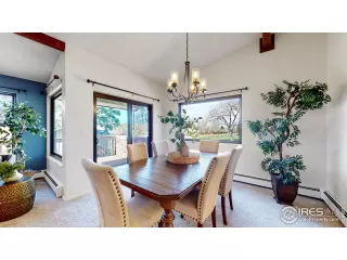 Photo #6: 985867 Listing