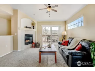 Photo #4: 985874 Listing