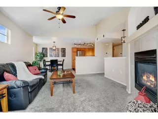 Photo #5: 985874 Listing