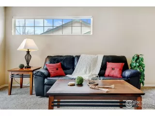 Photo #6: 985874 Listing