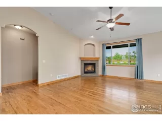 Photo #2: 985964 Listing 