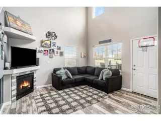 Photo #3: 986048 Listing