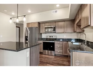 Photo #4: 986150 Listing 