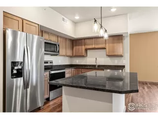 Photo #6: 986150 Listing 