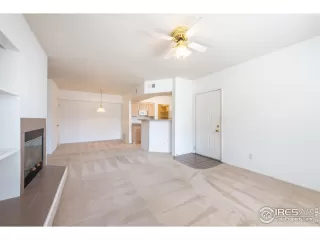 Photo #6: 986168 Listing