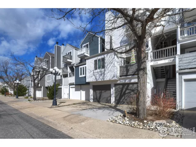 MLS: 986180 Condo For Sale