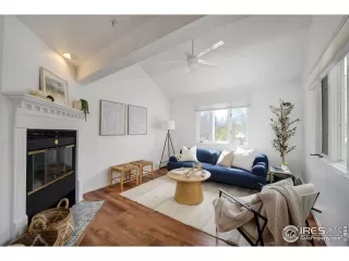 Photo #1: 986180 Listing 