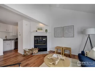 Photo #5: 986180 Listing 