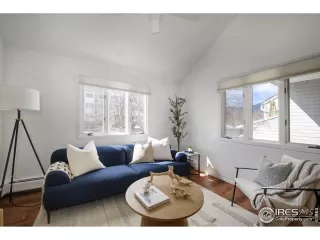 Photo #6: 986180 Listing 