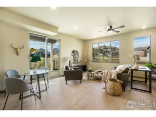 Photo #3: 986206 Listing