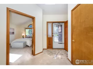 Photo #4: 986215 Listing