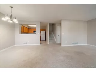 Photo #2: 9862242 Listing 