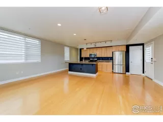 Photo #3: 986228 Listing 