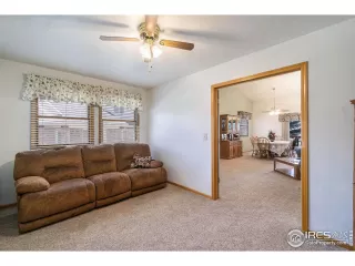 Photo #5: 986232 Listing