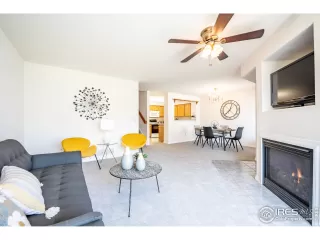 Photo #4: 986265 Listing