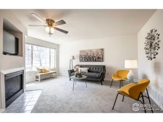 Photo #5: 986265 Listing