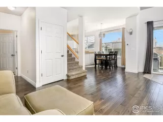 Photo #4: 986300 Listing 